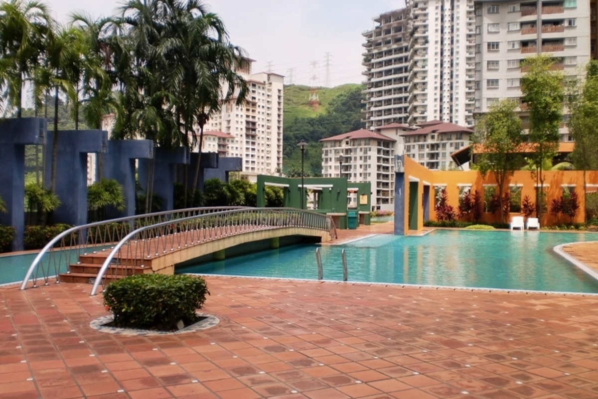 perdana exclusive - photo 2