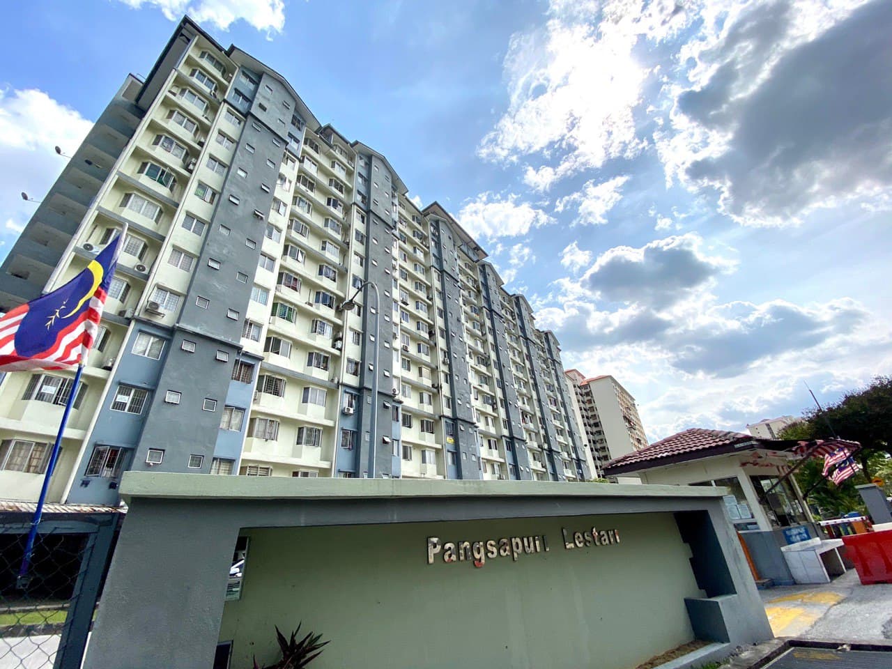 Apartment Lestari Bandar Sri Permaisuri Cheras - photo 2