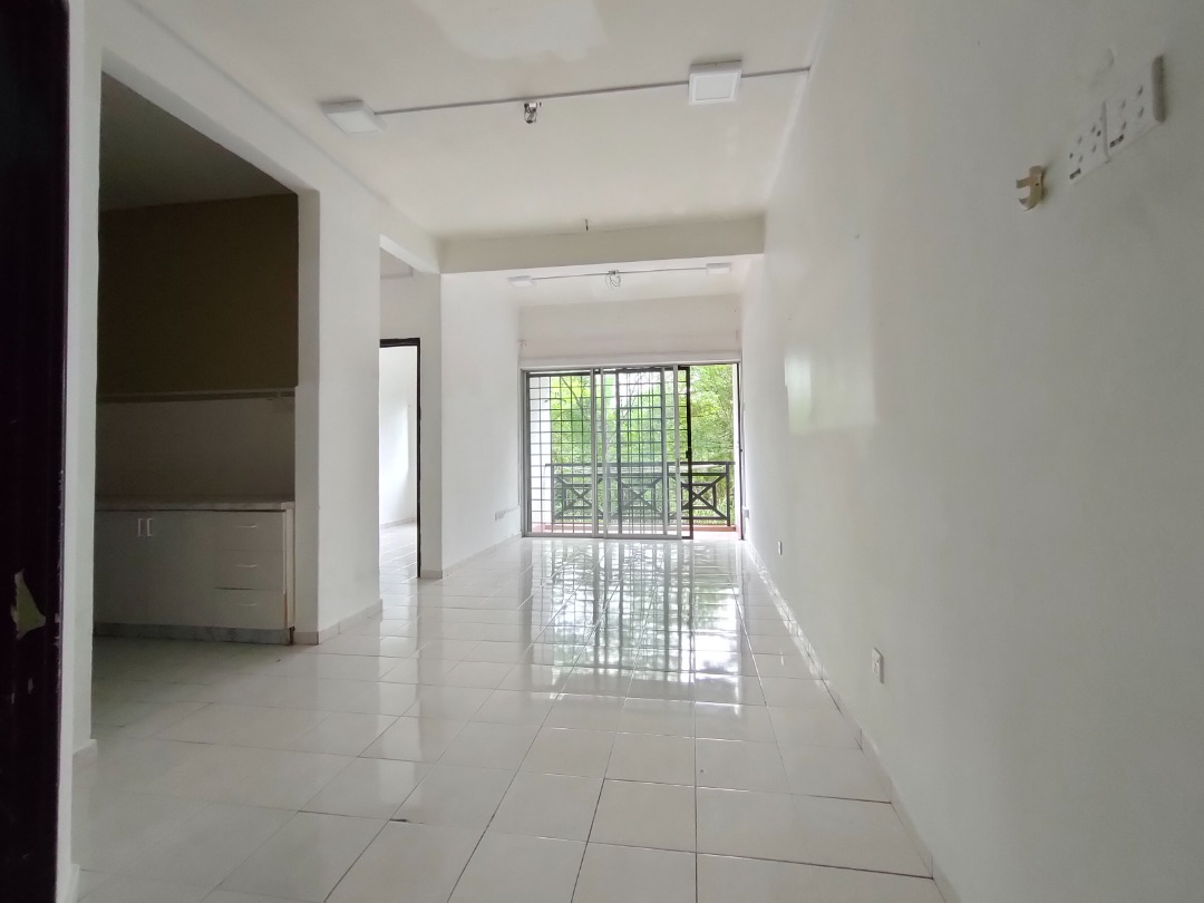 APARTMENT SERI MEWAH BLOK B TAMAN SERIMEWAH,KAJANG - photo 2