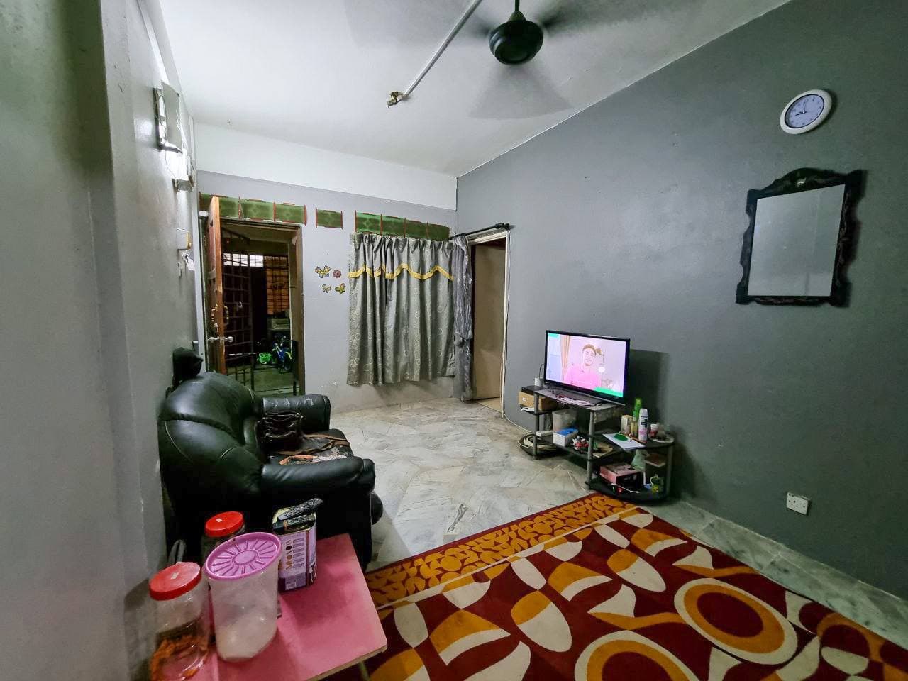 Apartment Seri Mawar Bandar Seri Putra Kajang - photo 2