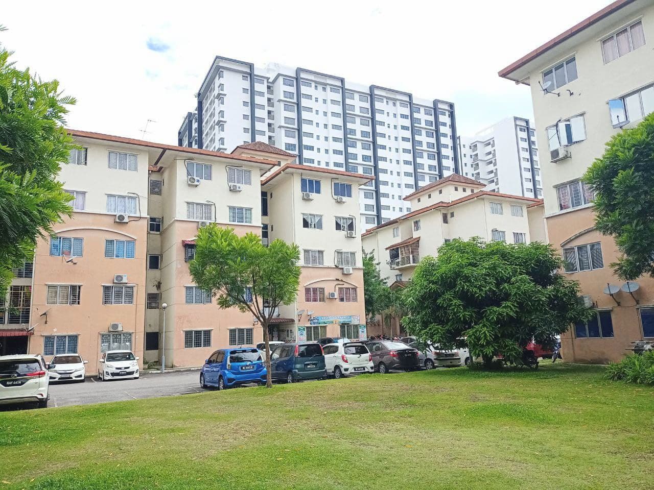 Apartment Teratai Taman Sutera Kajang