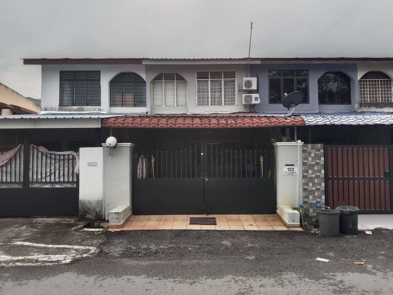 Double Storey Taman Serdang Jaya