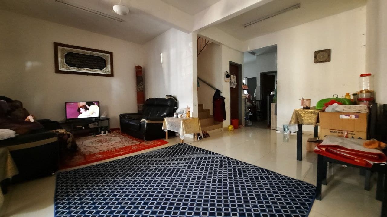 Rumah 2 Tingkat Setengah Seksyen 4 Tambahan - photo 3