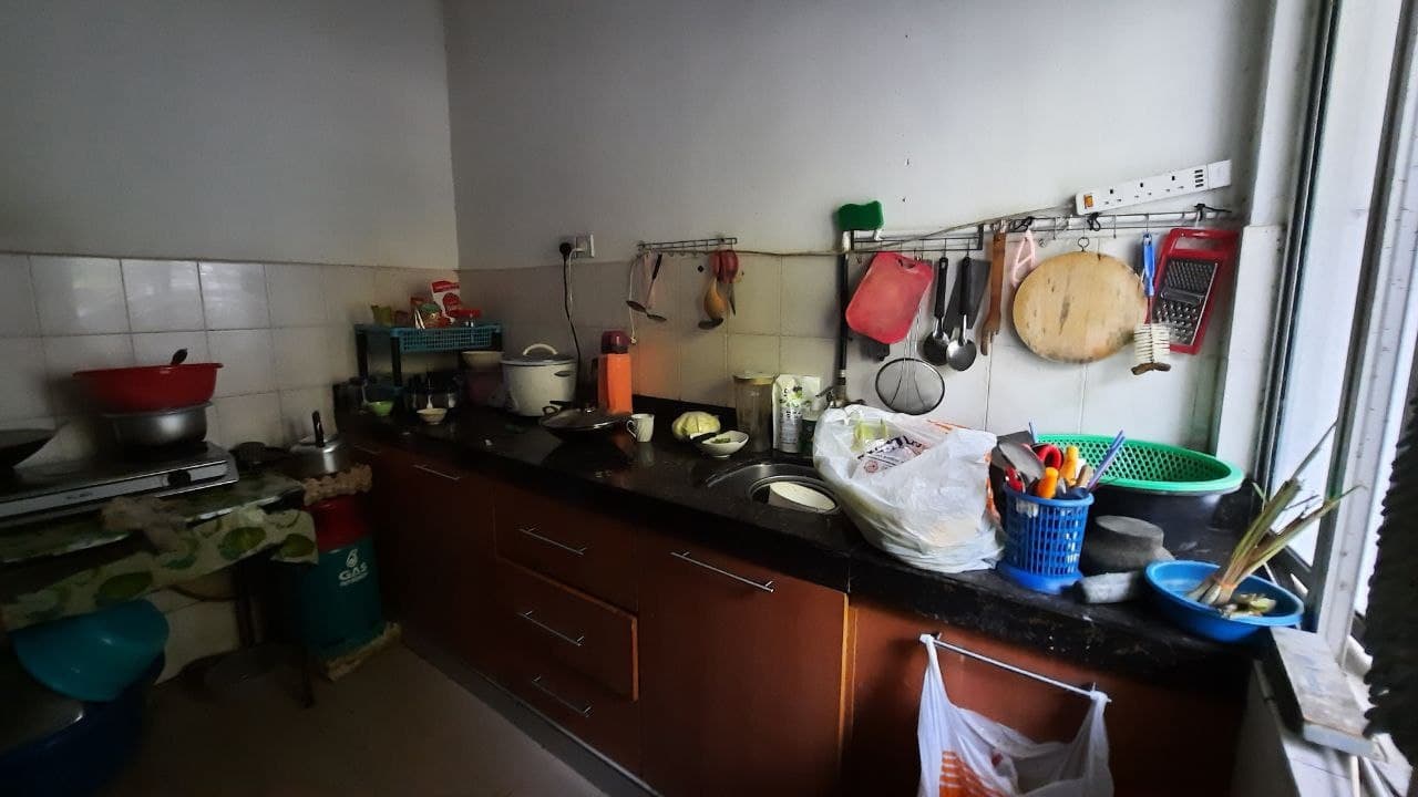 Rumah 2 Tingkat Setengah Seksyen 4 Tambahan - photo 4