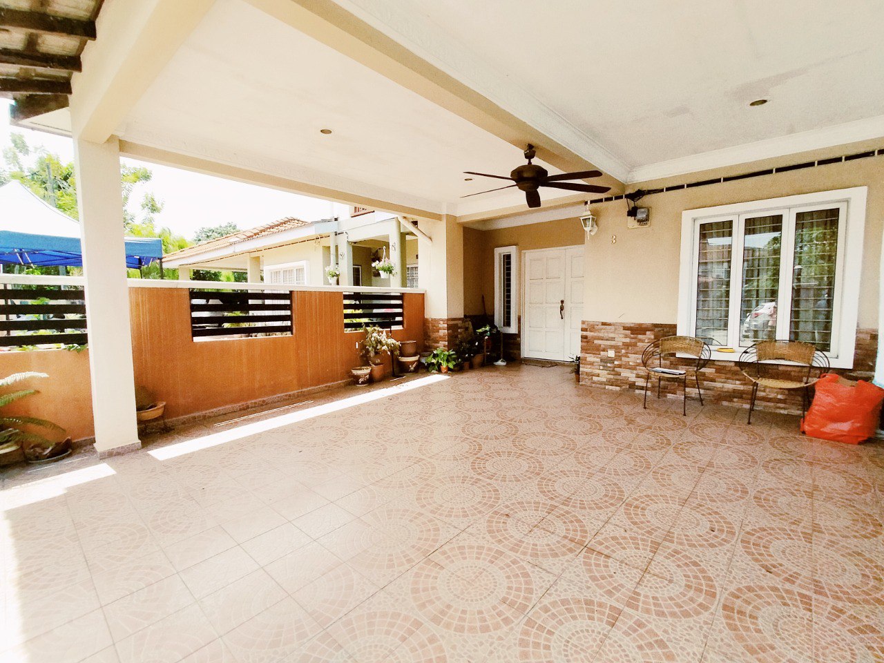 DOUBLE STOREY LINK HOUSE  SEKSYEN 7, BANGI - photo 2