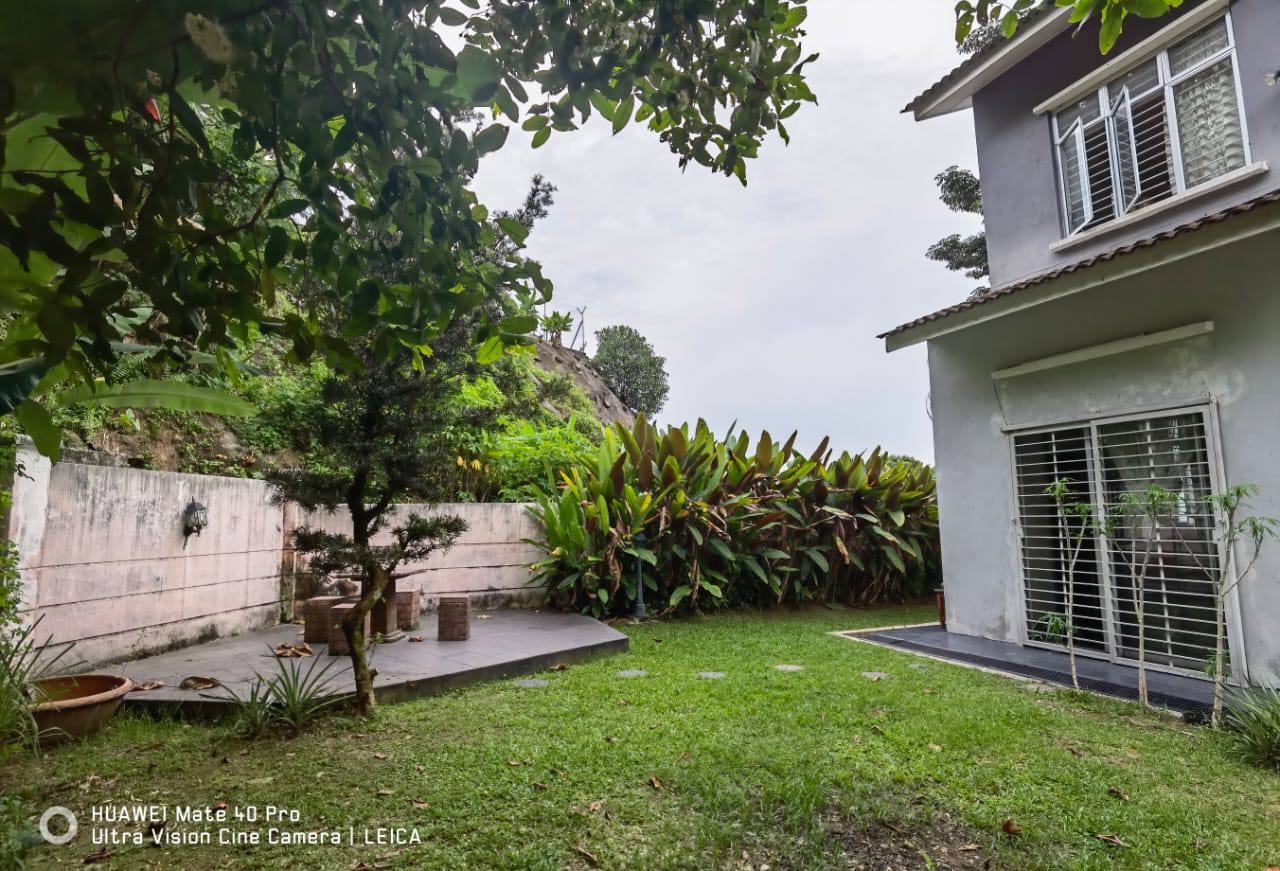 DOUBLE STOREY SEMI-D, END LOT AT UKAY PERDANA