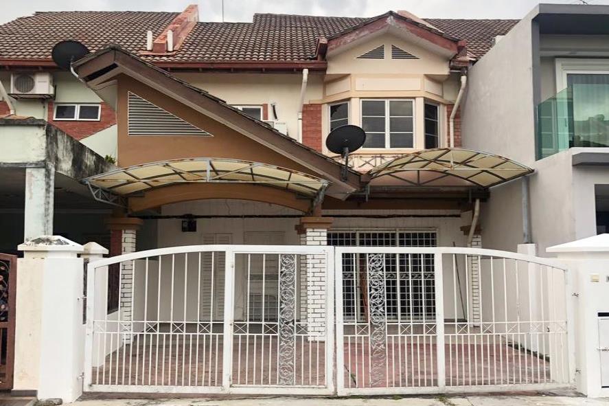 Terrace Suadamai  Bandar Tun Hussein Onn,Cheras - photo 1