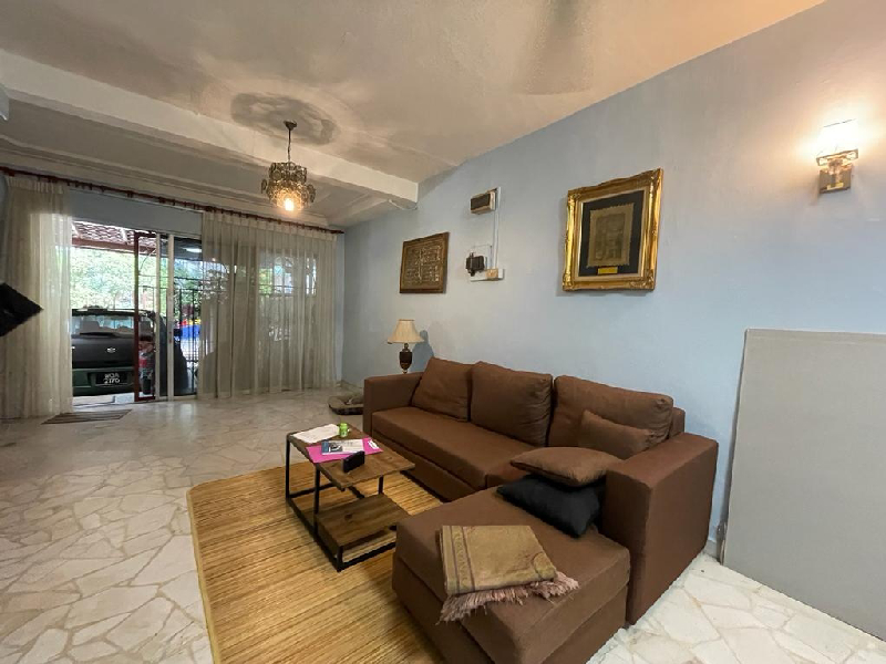 2 Storey Taman Rasmi , Ampang Jaya - photo 3