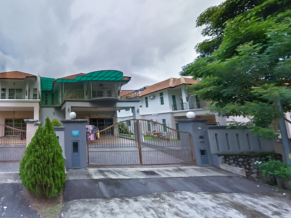 Renovated Double Storey SEMI D Lake Height Seremba
