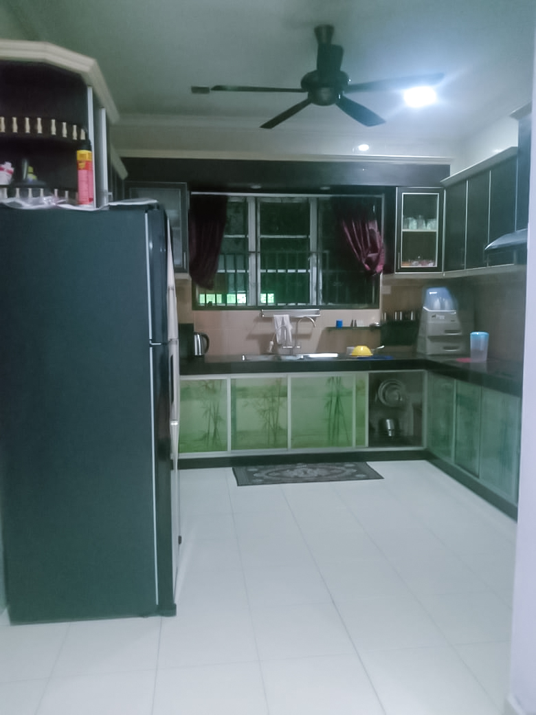 Renovated Double Storey SEMI D Lake Height Seremba - photo 5