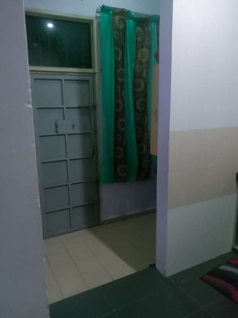 Renovated Double Storey SEMI D Lake Height Seremba - photo 8