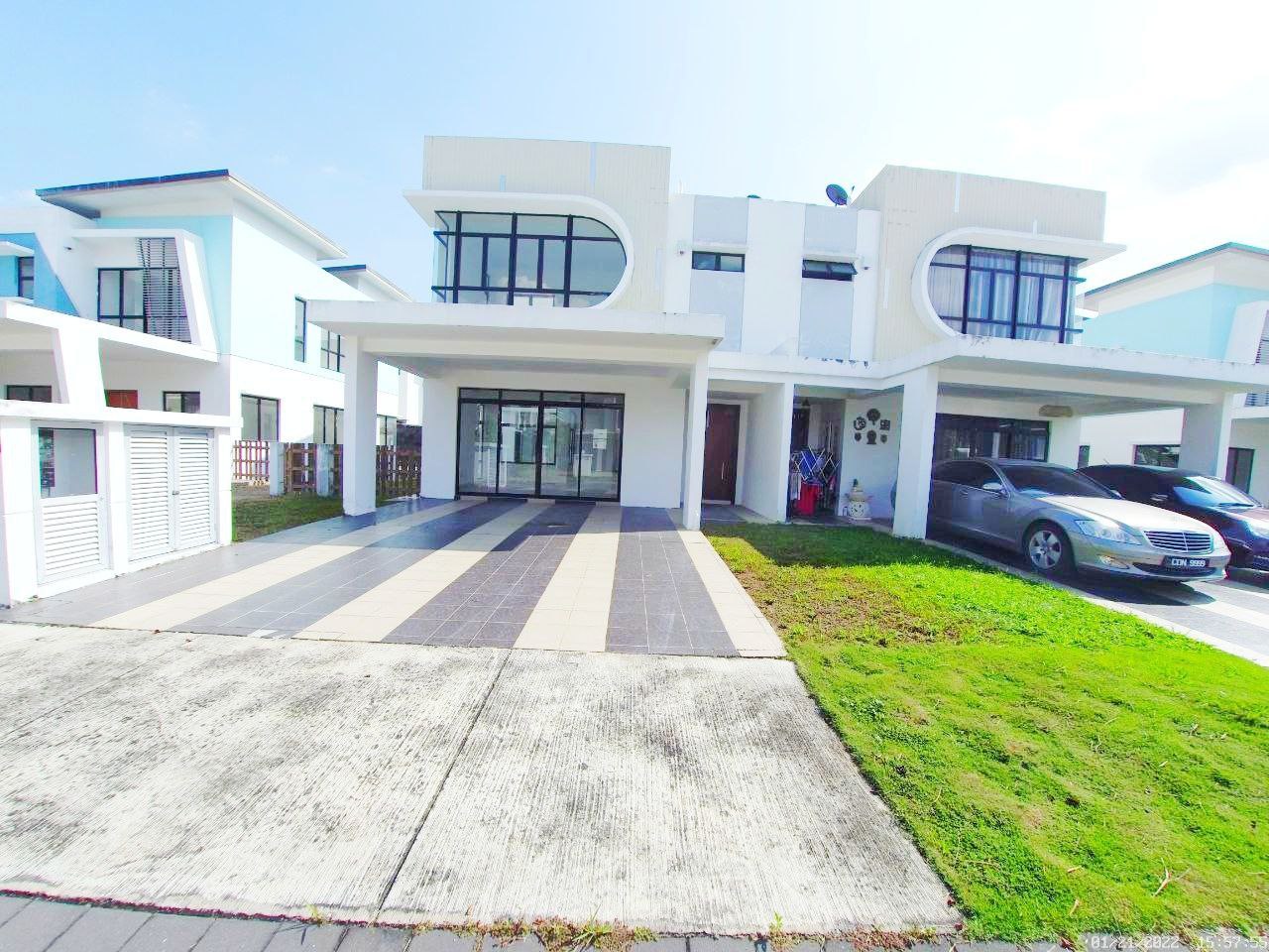 DOUBLE STOREY SEMI-D CLUSTER LUZENTO SETIA ECOHILL