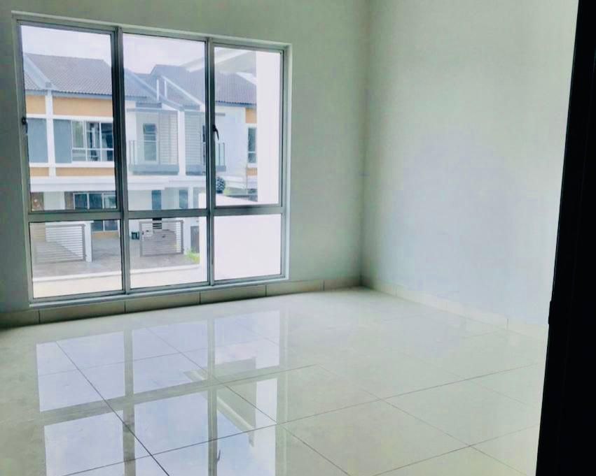 BRAND NEW DOUBLE STOREY RUBY GARDEN DENGKIL - photo 4