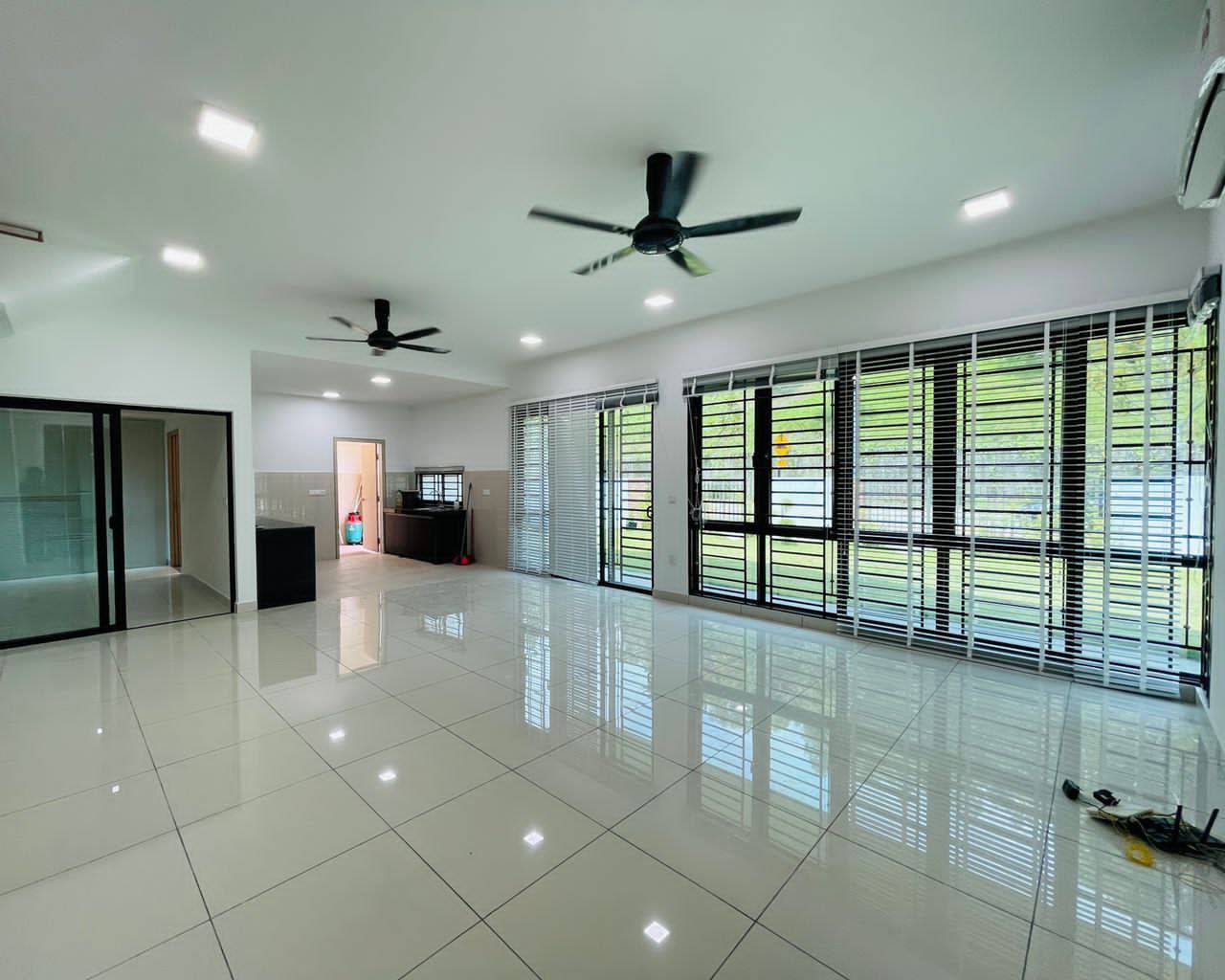 DOUBLE STOREY ELMINA VALLEY 3 ELMINA WEST SHAH AL - photo 4