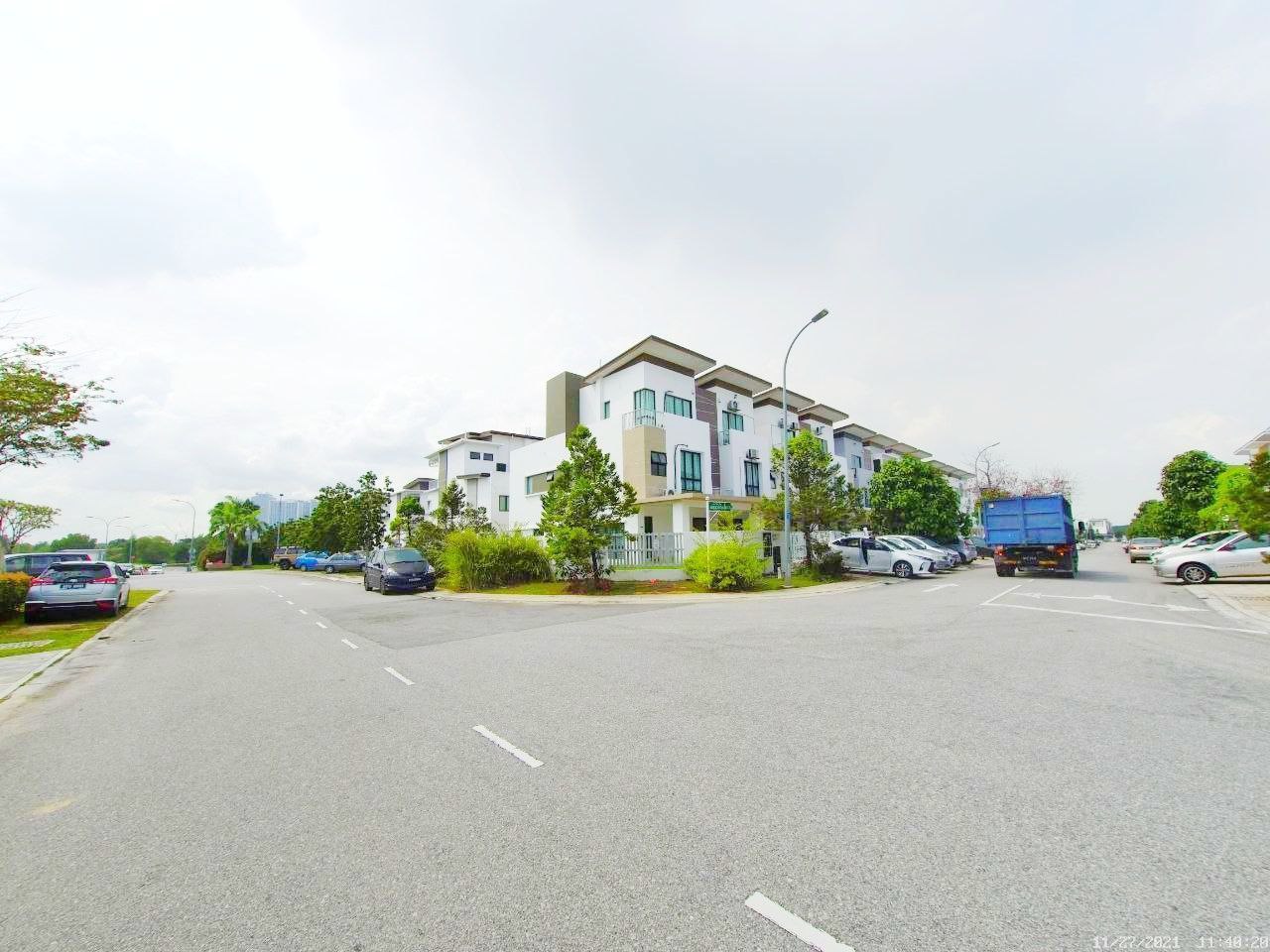 CORNER LOT 2 STOREY CRISTA SETIA UTAMA 2 SETIA - photo 2