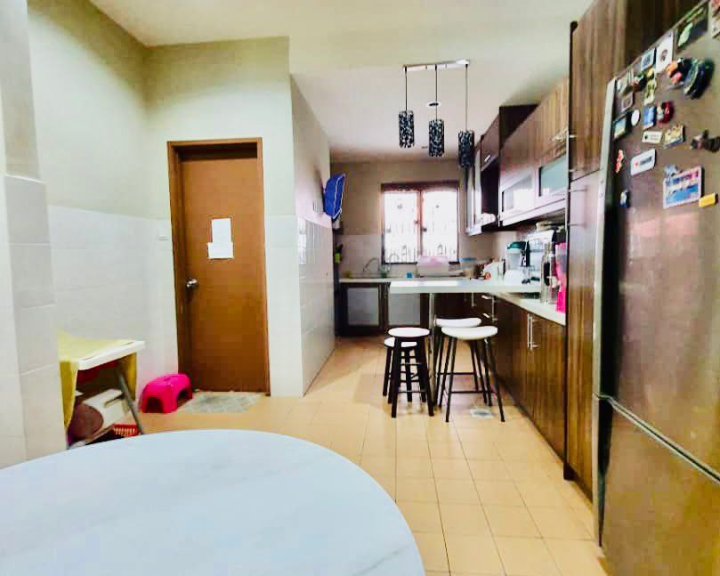 RENOVATED DOUBLE STOREY TAMAN PELANGI SEMENYIH - photo 4