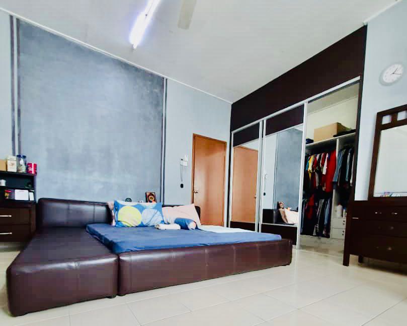 RENOVATED DOUBLE STOREY TAMAN PELANGI SEMENYIH - photo 7