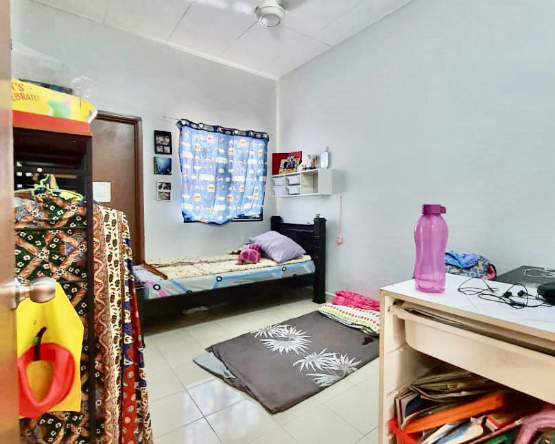 RENOVATED DOUBLE STOREY TAMAN PELANGI SEMENYIH - photo 9