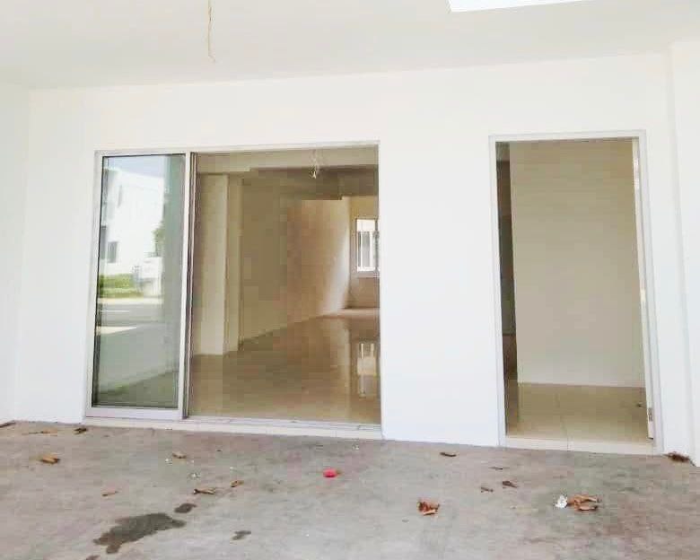 DOUBLE STOREY CASA VIEW CYBERSOUTH DENGKIL - photo 2