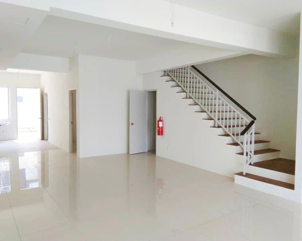 DOUBLE STOREY CASA VIEW CYBERSOUTH DENGKIL - photo 3