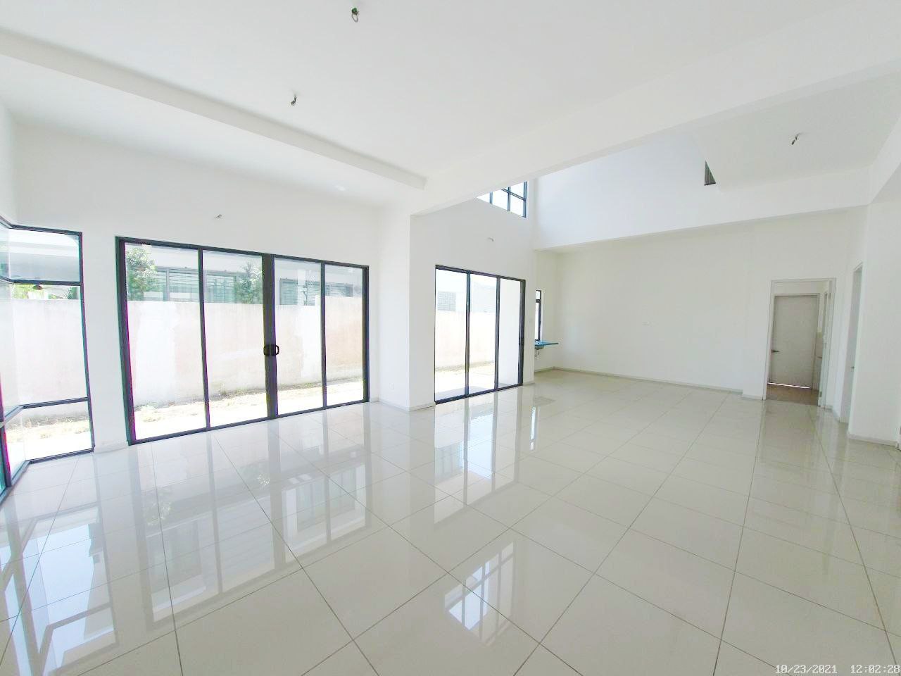 3 STOREY BUNGALOW LAMBAIAN RESIDENCE BANGI - photo 5