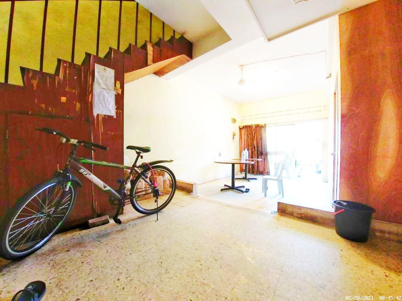 END LOT EXTENDED KITCHEN DOUBLE STOREY SS15 SUBANG - photo 4