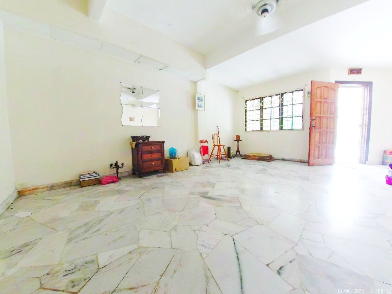 FACING OPEN PARTIALLY FURNISHED DOUBLE STOREY BAND - photo 5