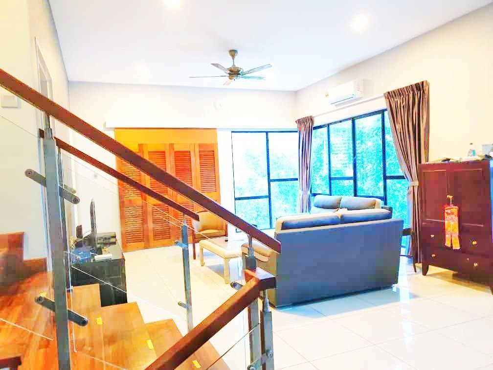 PARTIALLY FURNISHED 2 5 STOREY SEMI D 16 SIERRAS L - photo 4