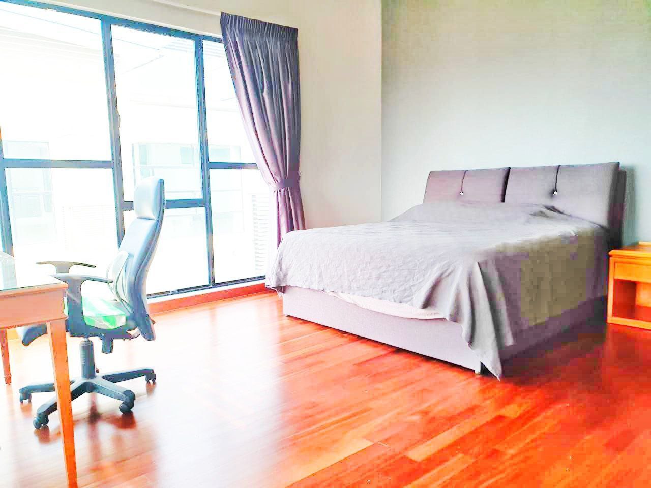 PARTIALLY FURNISHED 2 5 STOREY SEMI D 16 SIERRAS L - photo 8