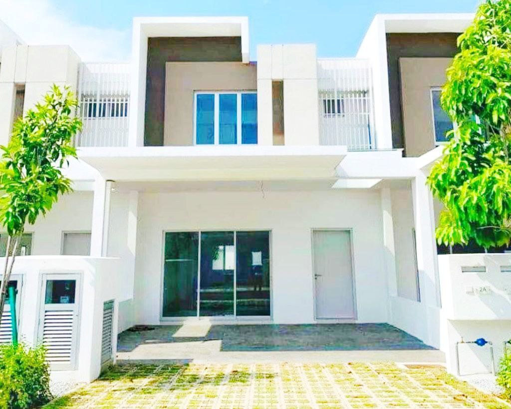 BRAND NEW DOUBLE STOREY CASA GREEN CYBERSOUTH