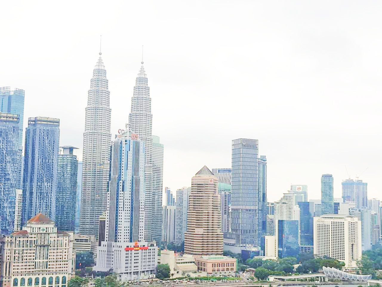 FACING KLCC CORNER UNIT SETIA SKY RESIDENCES JALAN - photo 3