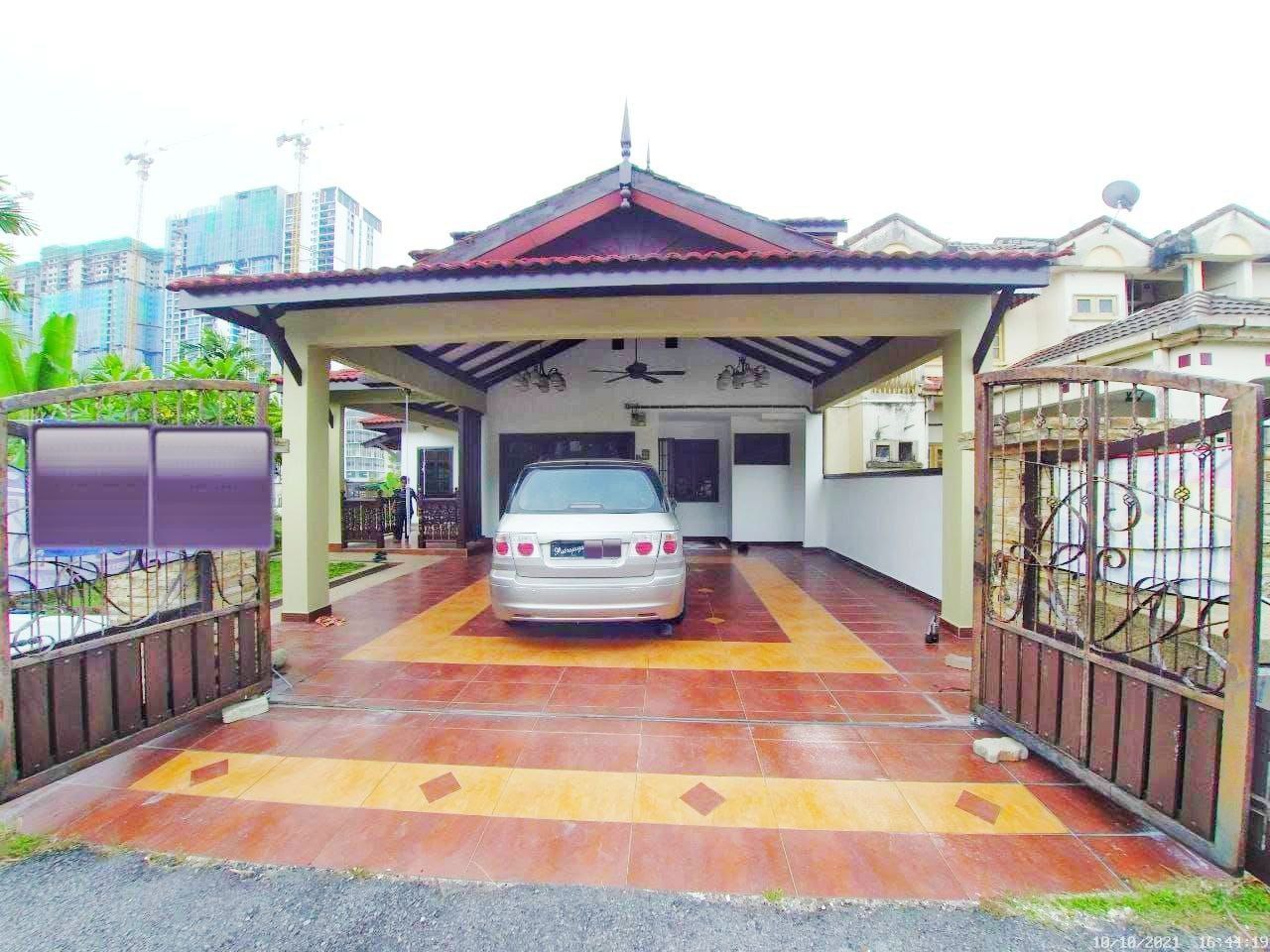 CORNER LOT RENOVATED DOUBLE STOREY JALAN SUASANA B