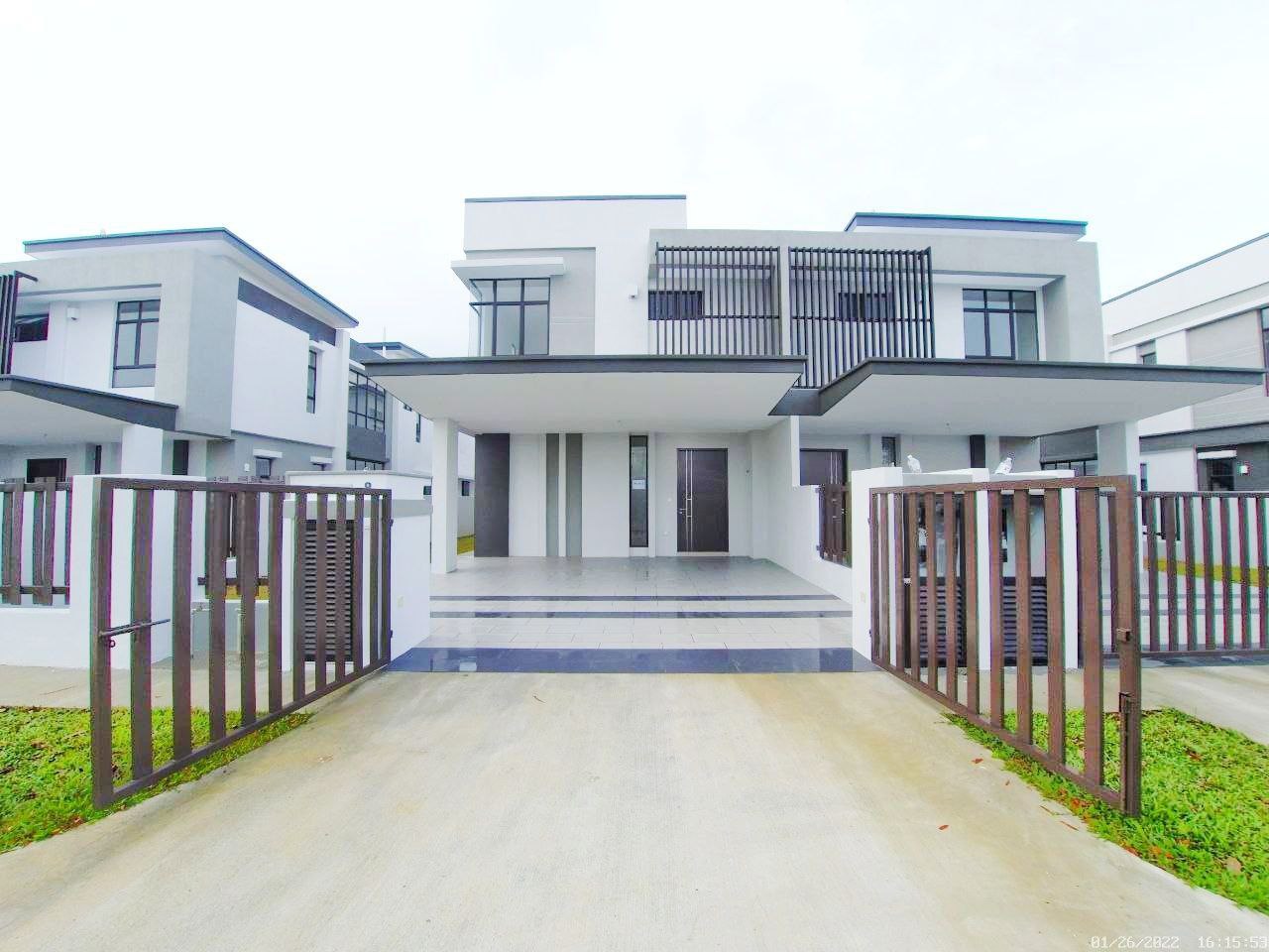 FACING OPEN BRAND NEW DOUBLE STOREY LINK SEMI D CL
