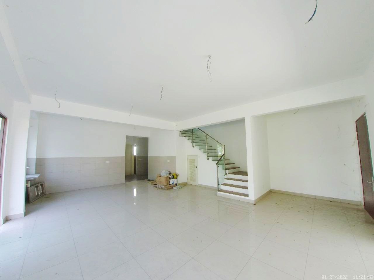 CORNER LOT 3 STOREY LAKE POINT RESIDENCE PHASE 1 C - photo 5