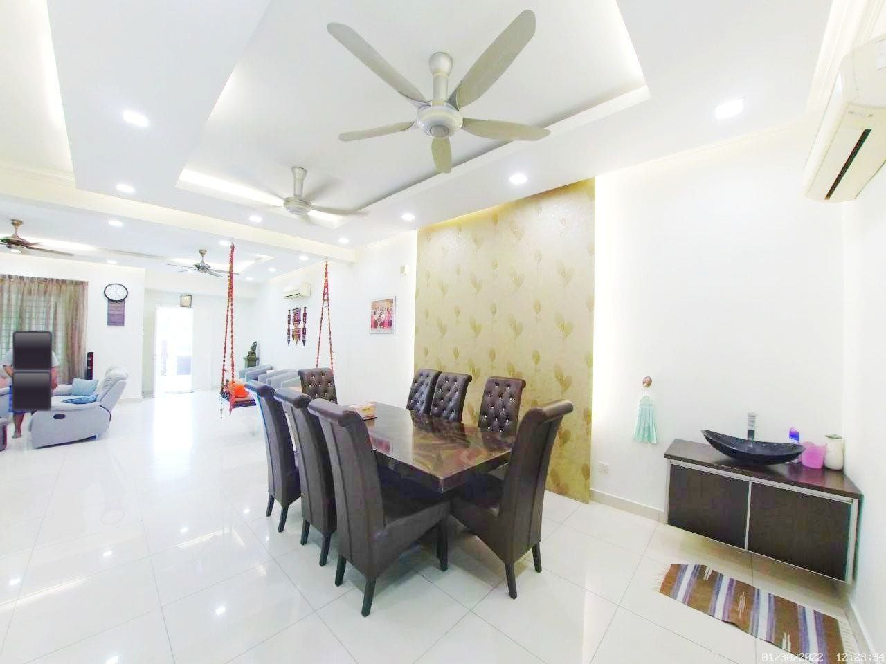 RENOVATED PARTIALLY FURNISHED 2 5 STOREY SUPERLINK - photo 7