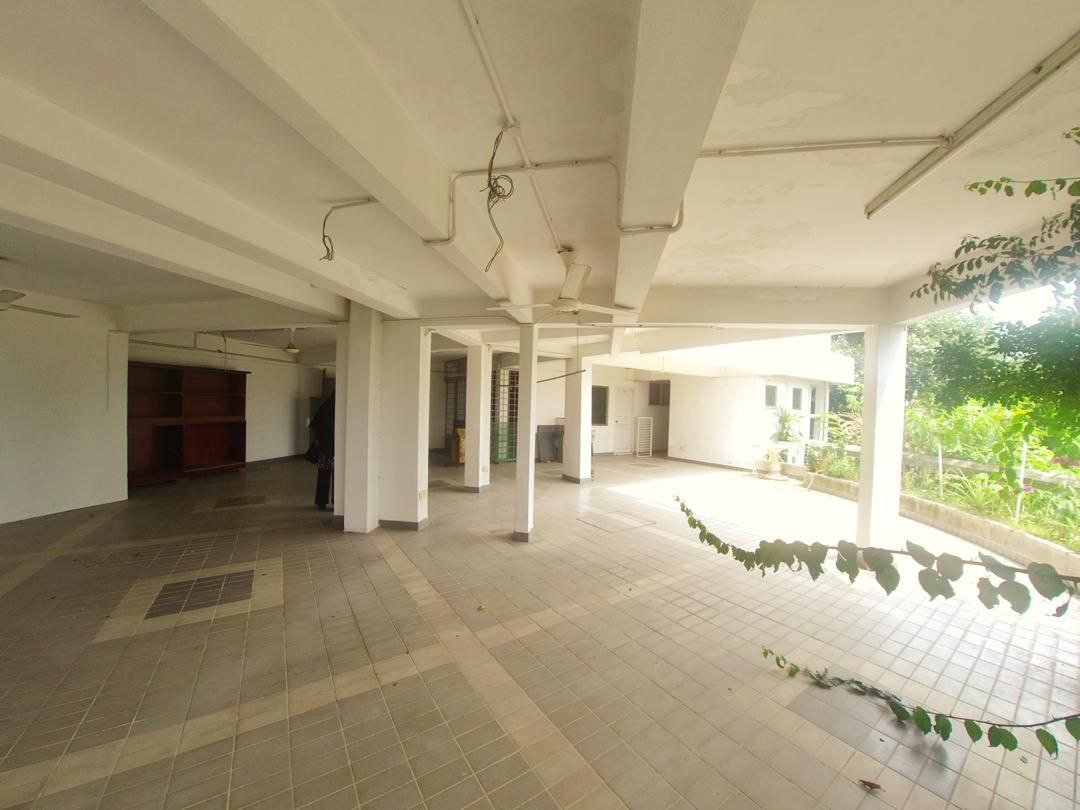PRIVATE POOL LIFT 3 STOREYS DETACHED BUNGALOW BUKI - photo 8