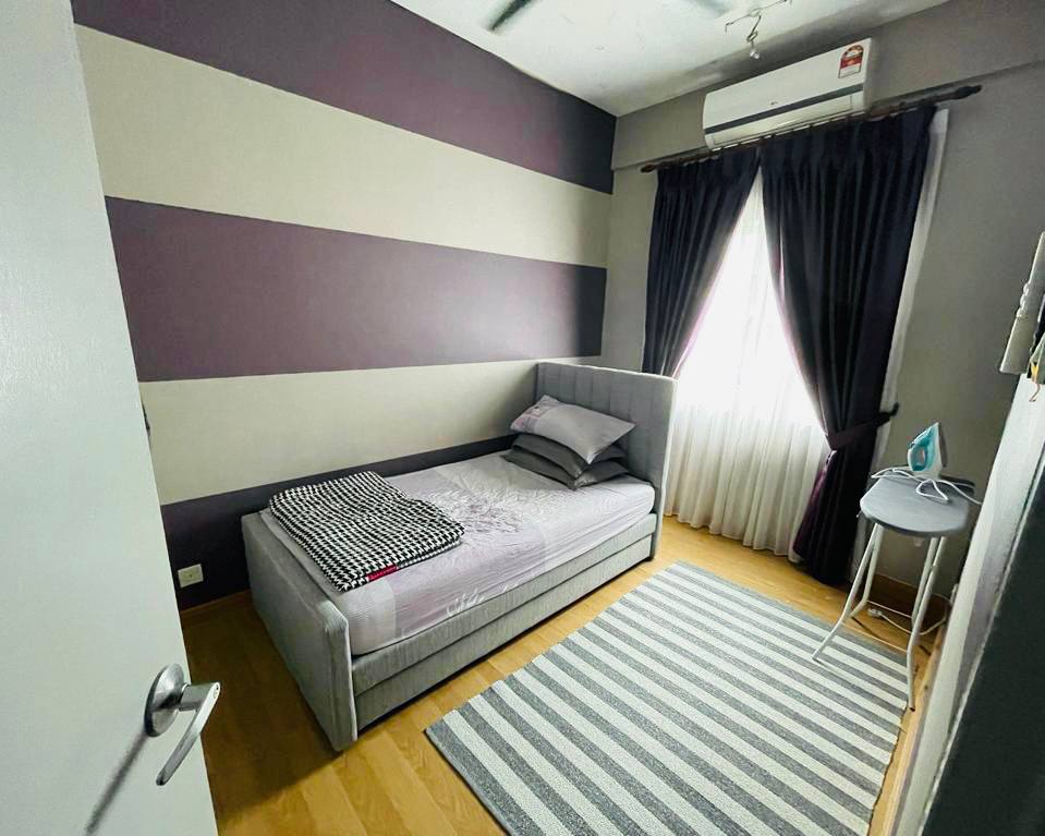BEAUTIFUL FULLY FURNISHED SAUJANA ASTER CONDO PRES - photo 8
