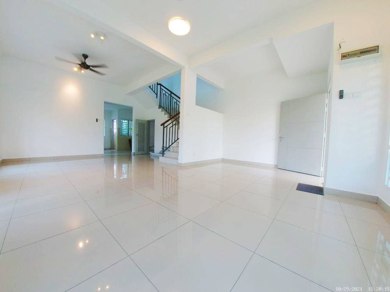 CORNER LOT DOUBLE STOREY SEKSYEN 6 BANDAR RINCHING - photo 5