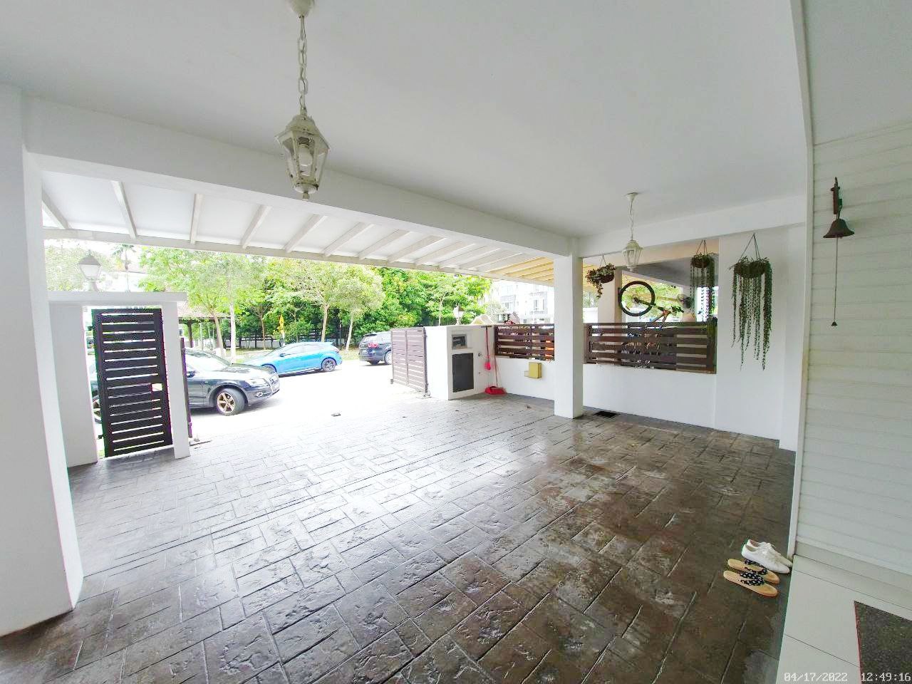 FACING OPEN FULLY RENOVATED 2 5 STOREY SUPERLINK U - photo 2
