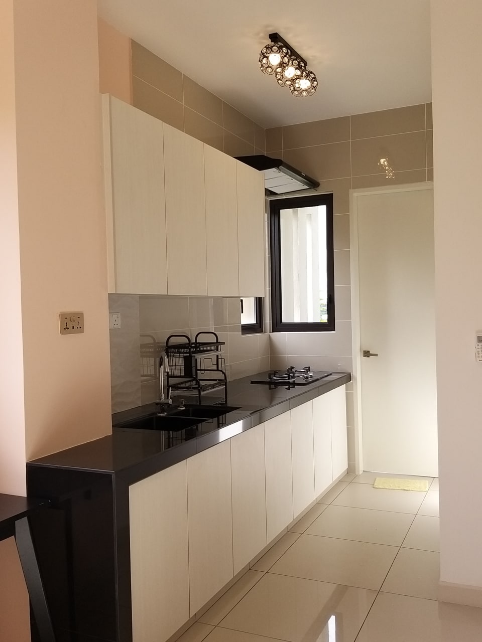 N DIRA 3 STOREY HOUSE CORNER BANDAR 16 SIERRA PUCH - photo 3