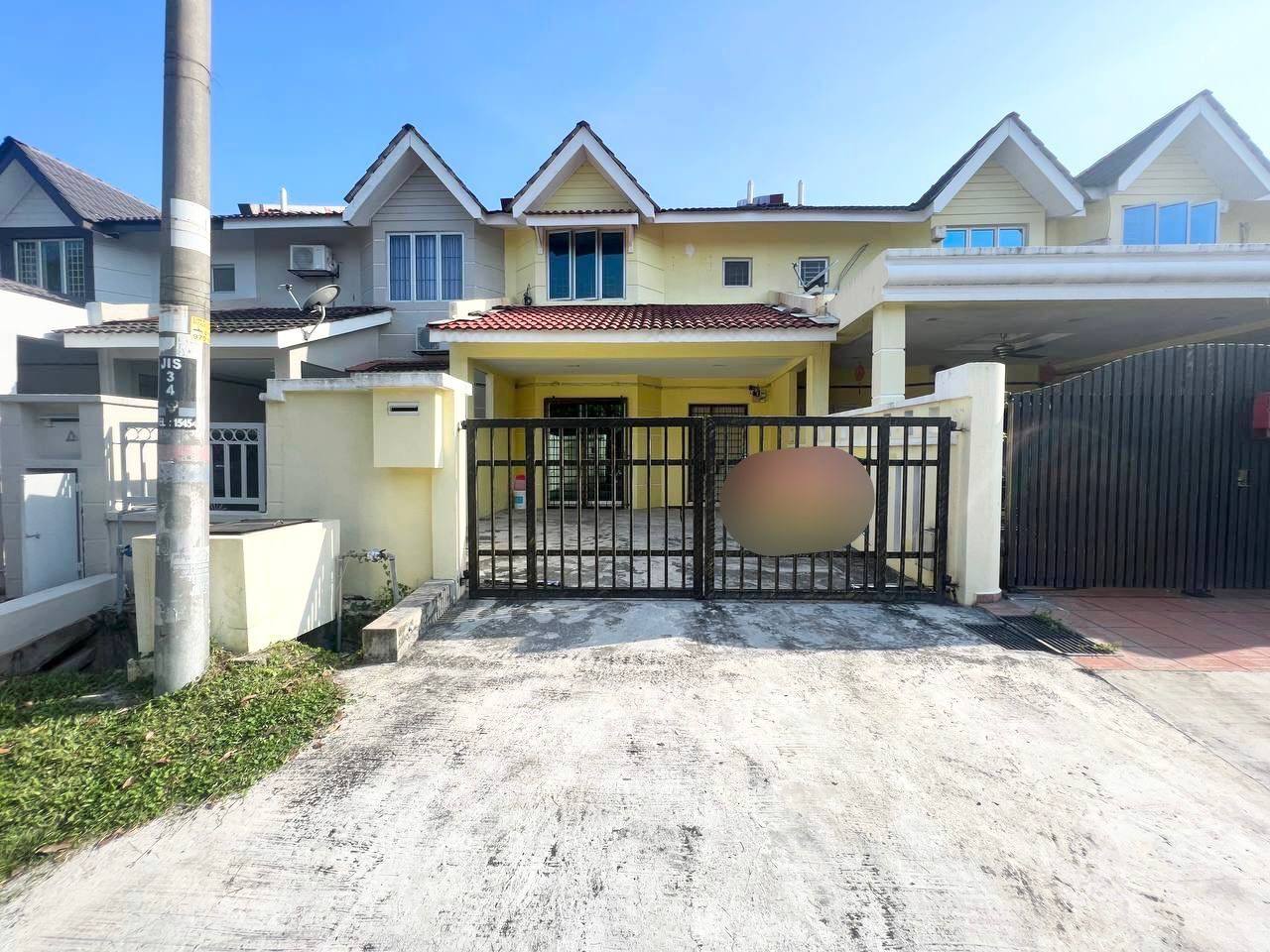 Renovated Double Storey House Saujana Impian Kaja