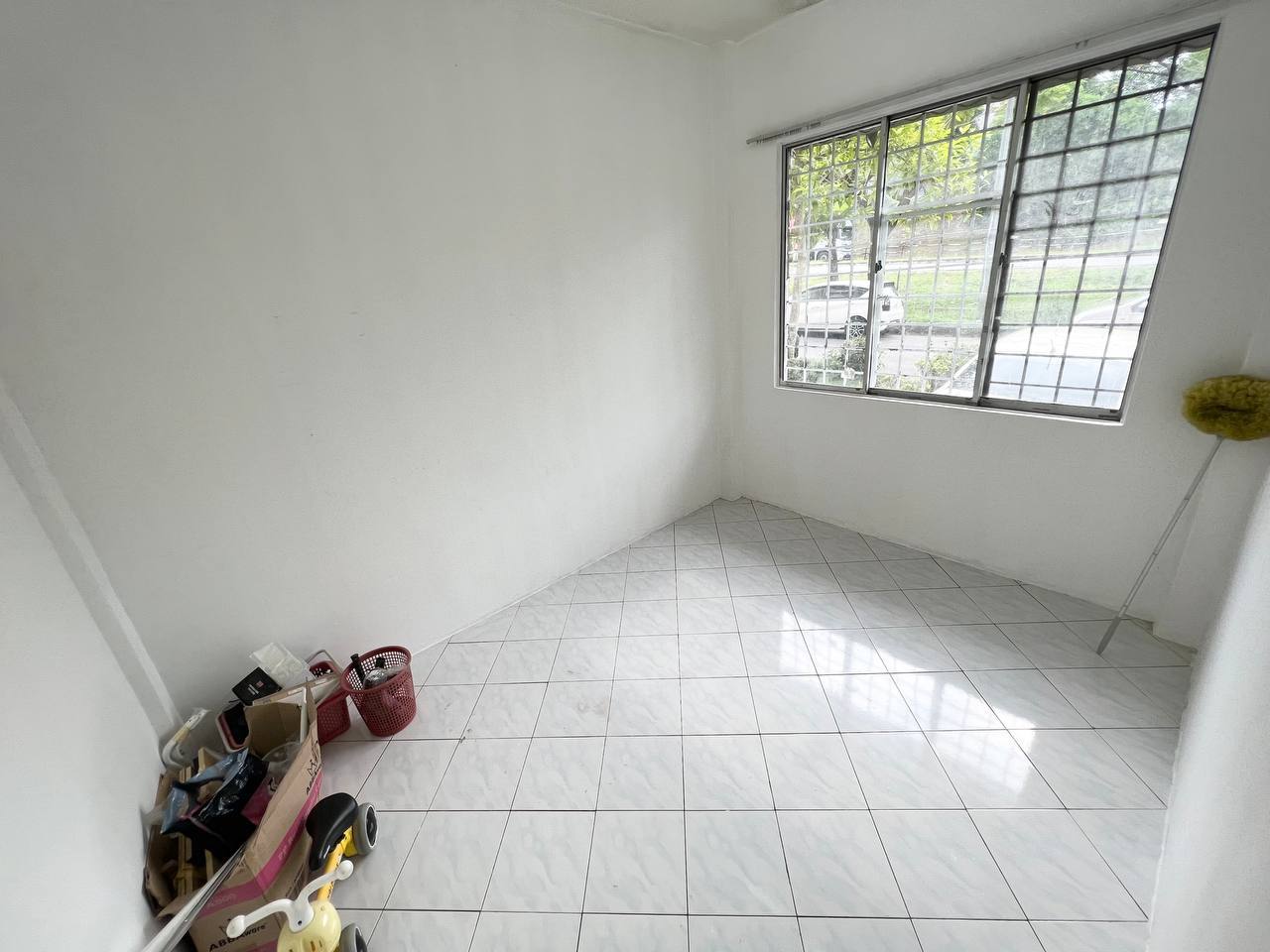 Facing Open Putra Impian Apartment Seri Kembangan - photo 10