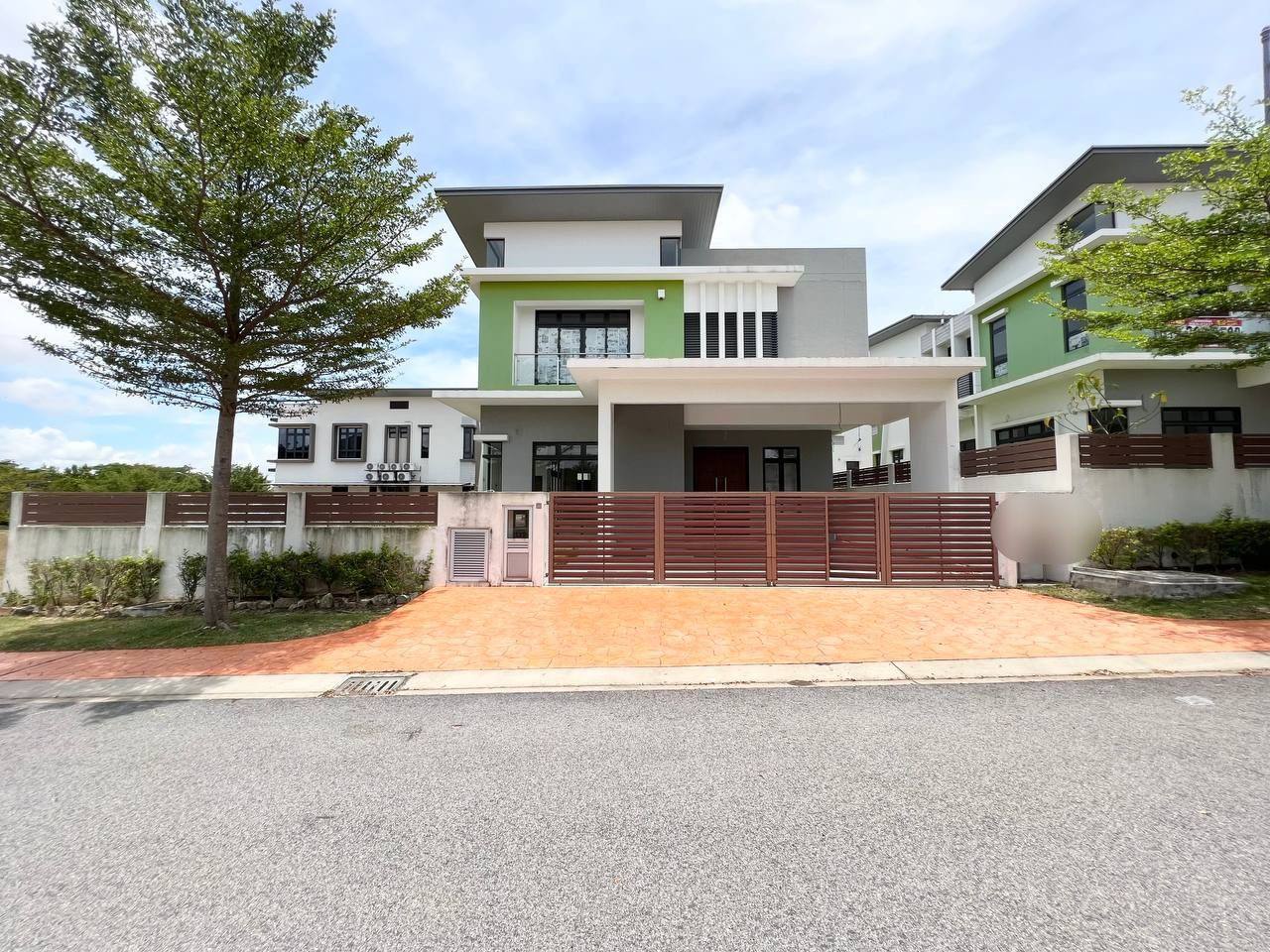 Double Storey Bungalow CASA SUTRA Setia Alam Shah