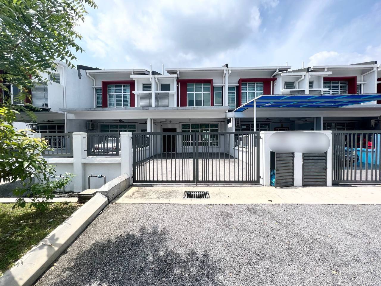 Double Storey Terrace Mapel Hillpark Puncak Al - photo 1