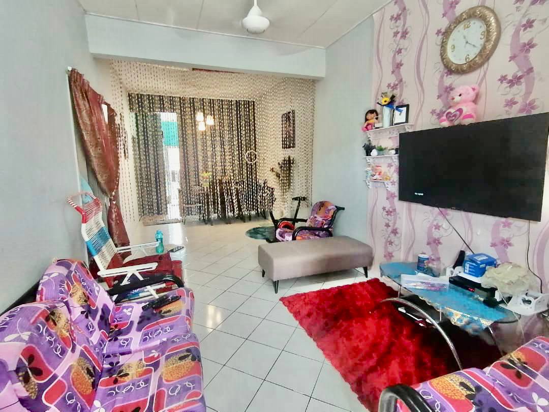 Single Storey Terrace Bandar Rinching Seksyen 6 Se - photo 2