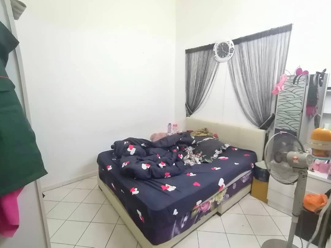 Single Storey Terrace Bandar Rinching Seksyen 6 Se - photo 7