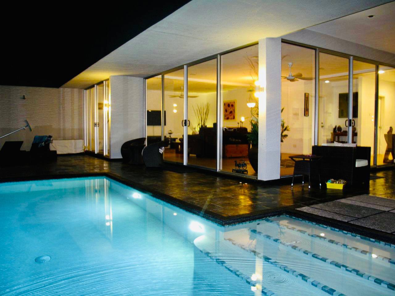 Contemporary Hillside Villa With Panoramic Sea Vie - photo 3