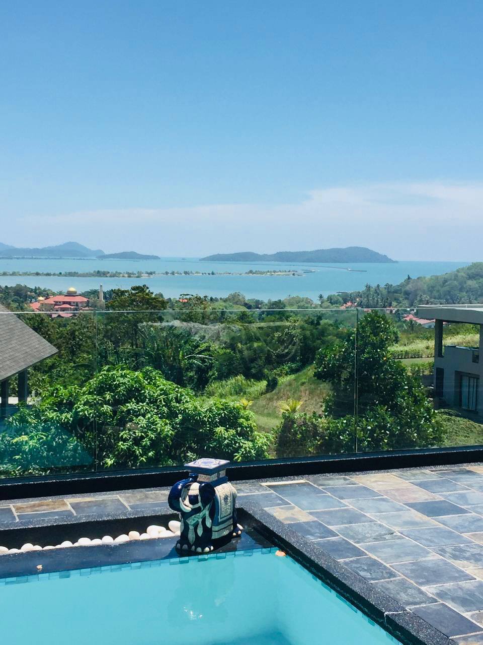 Contemporary Hillside Villa With Panoramic Sea Vie - photo 4