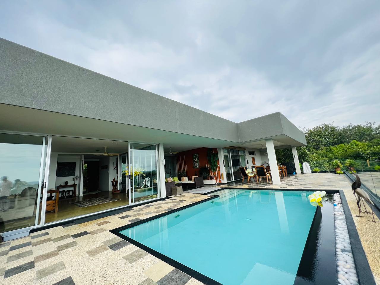 Contemporary Hillside Villa With Panoramic Sea Vie - photo 8