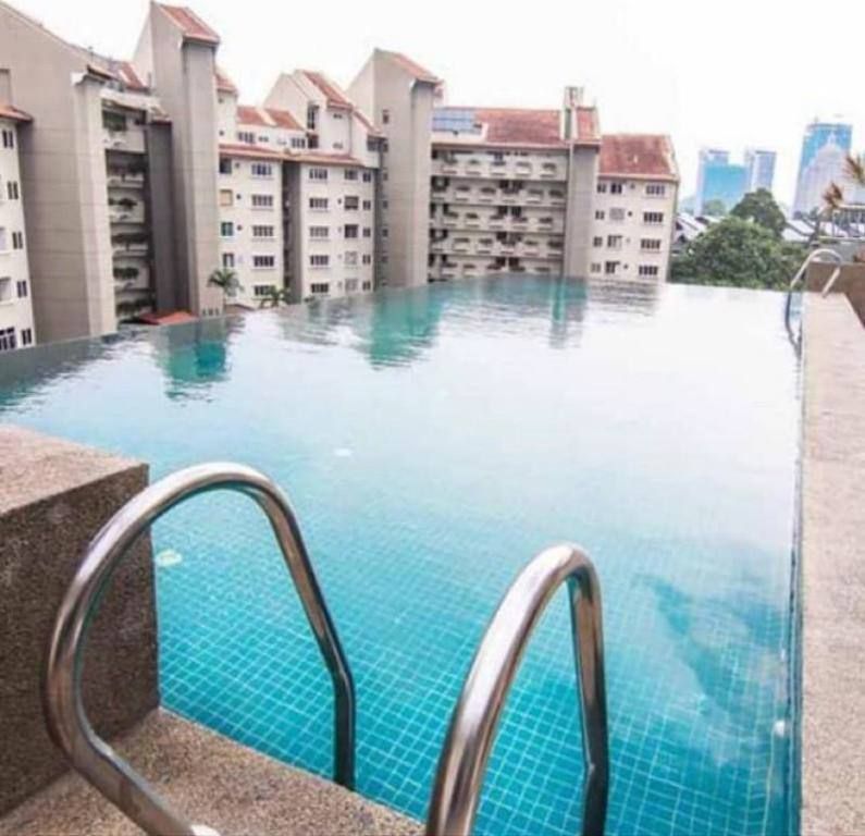 PENINSULAR RESIDENCE - photo 2